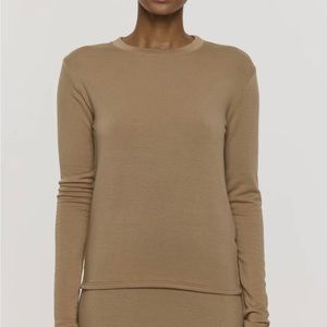 Bleusalt women’s classic crew sz 2